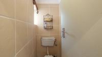 Bathroom 2 - 4 square meters of property in Sinoville