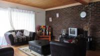 Lounges - 24 square meters of property in Groblerpark