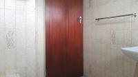Bathroom 1 - 6 square meters of property in Groblerpark