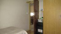 Bed Room 1 - 11 square meters of property in Groblerpark