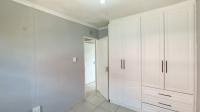 Bed Room 2 - 11 square meters of property in KwaDabeka