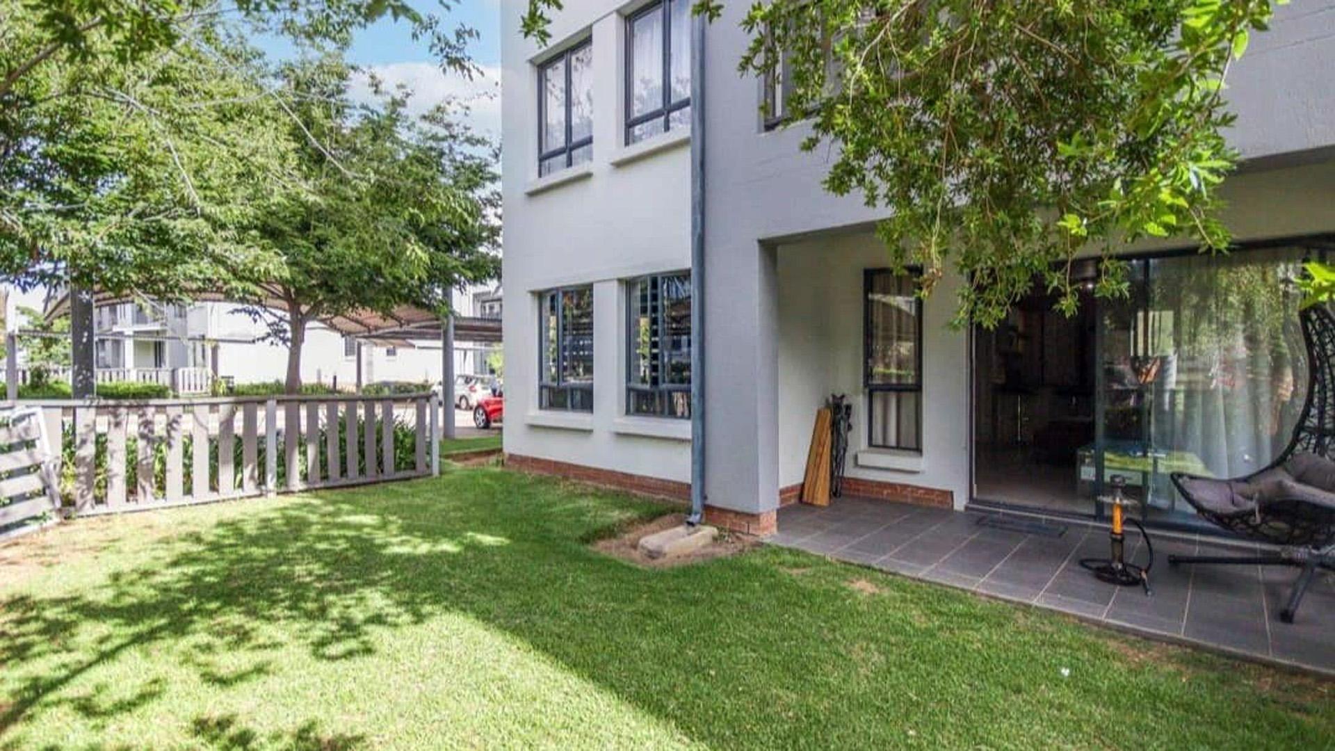 Backyard of property in Chartwell A.H.