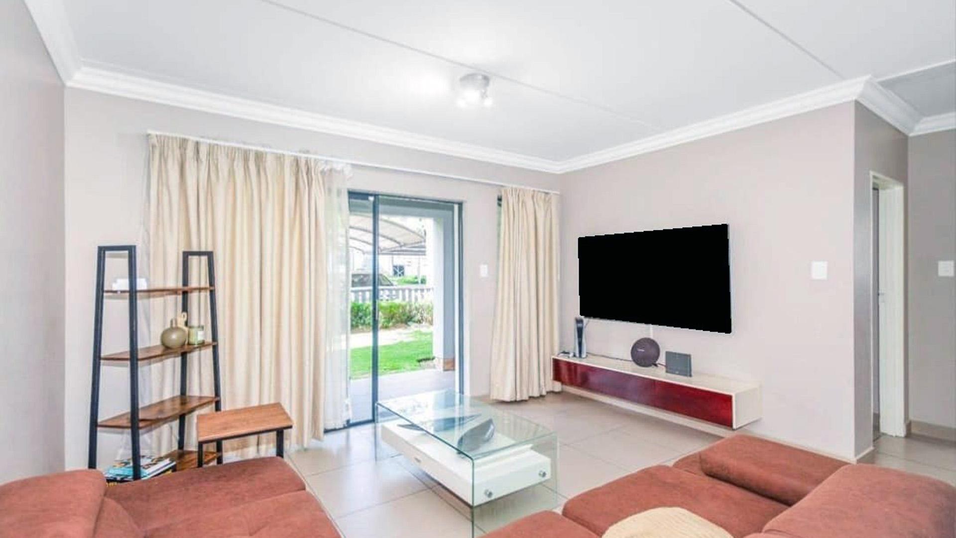 Lounges of property in Chartwell A.H.