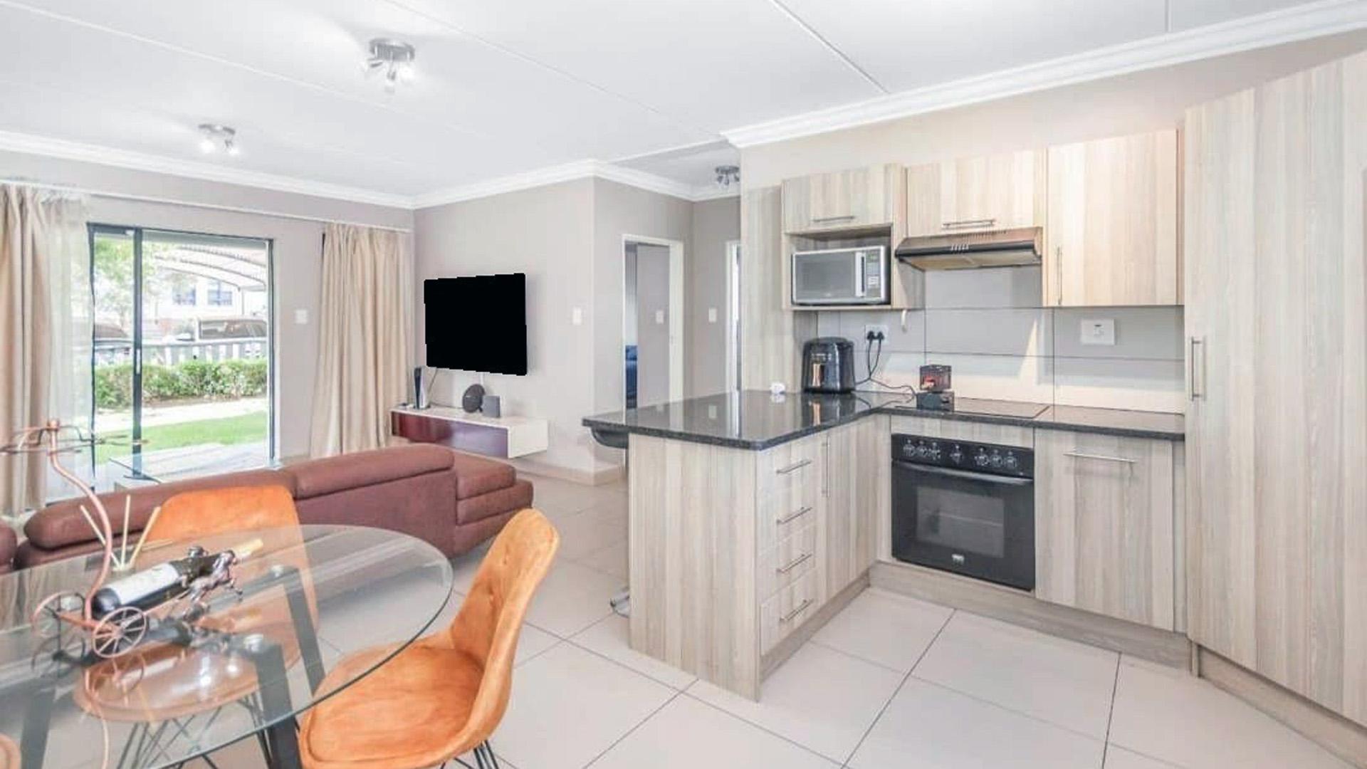 Kitchen of property in Chartwell A.H.