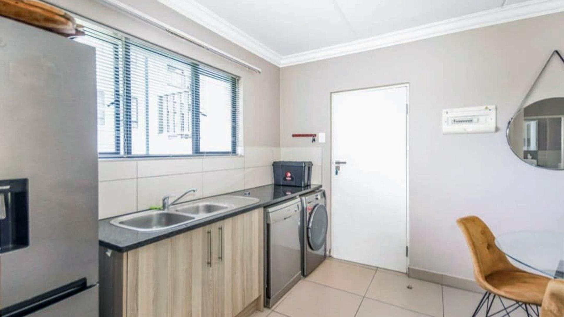 Kitchen of property in Chartwell A.H.