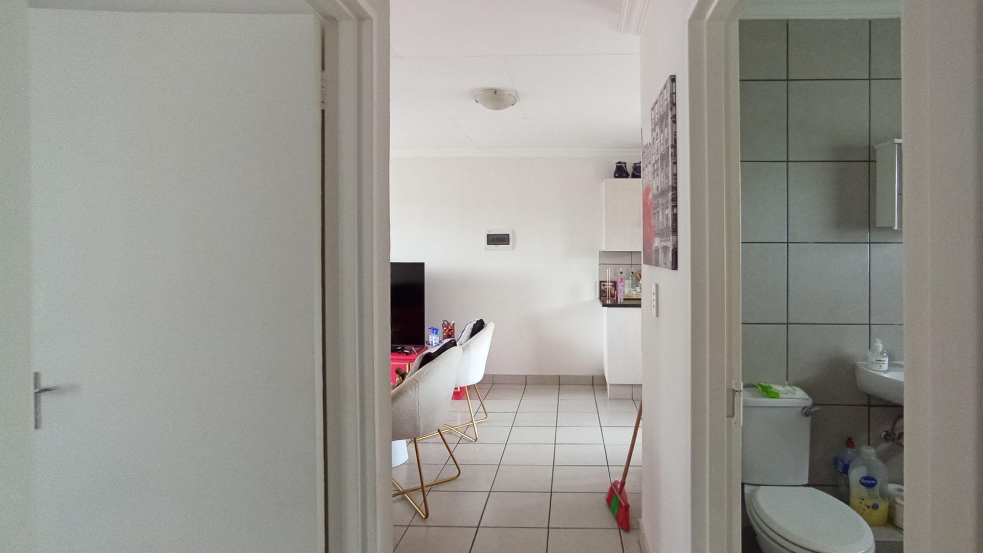 Spaces - 1 square meters of property in Montana