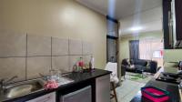 Kitchen - 8 square meters of property in Cloverdene