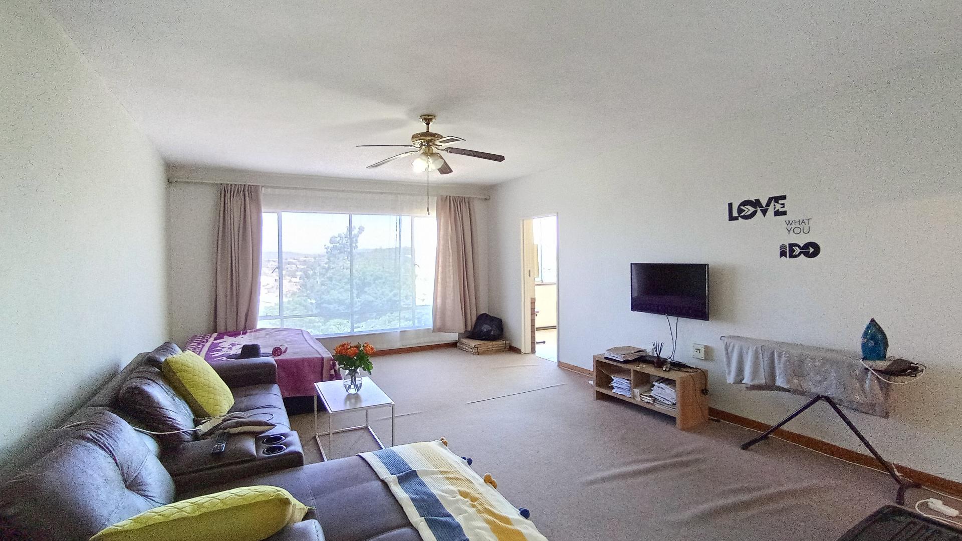 Lounges - 36 square meters of property in Wembley