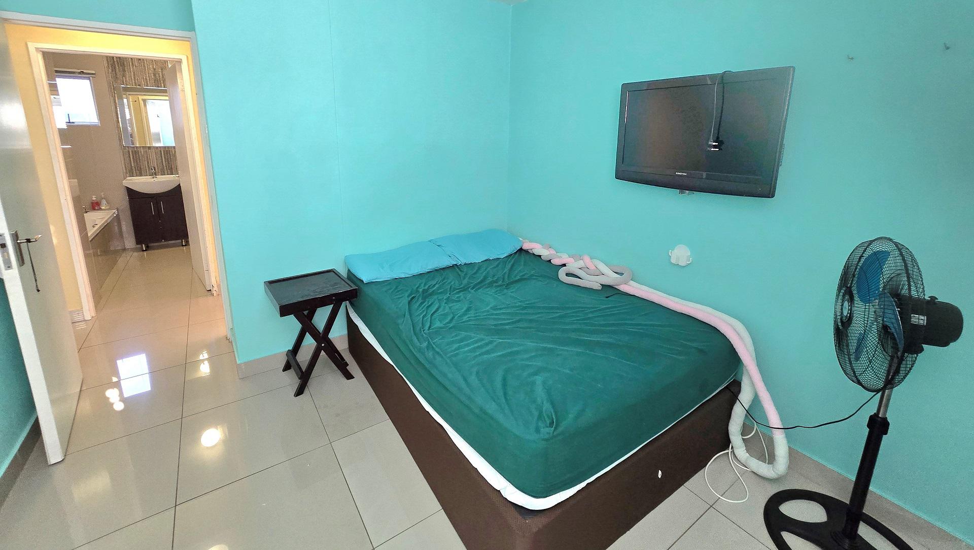 Bed Room 2 of property in Umgeni Park