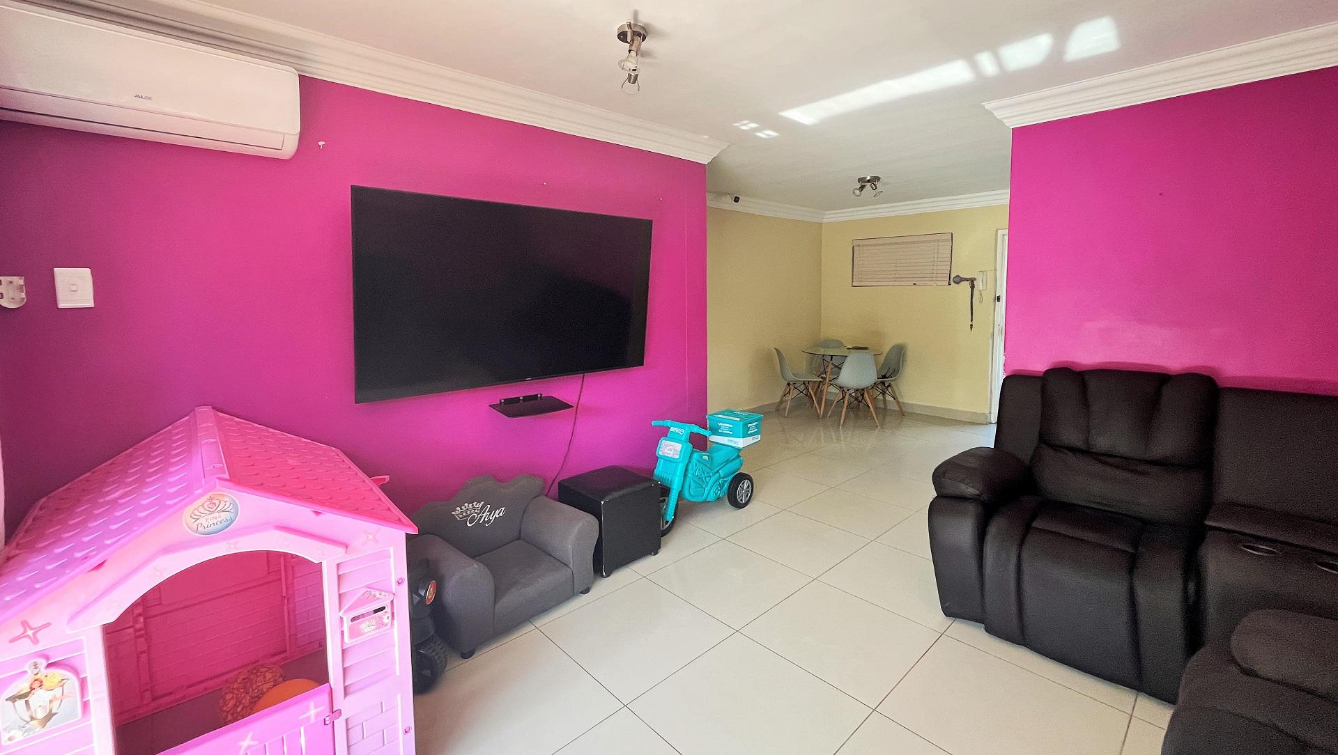 Lounges of property in Umgeni Park