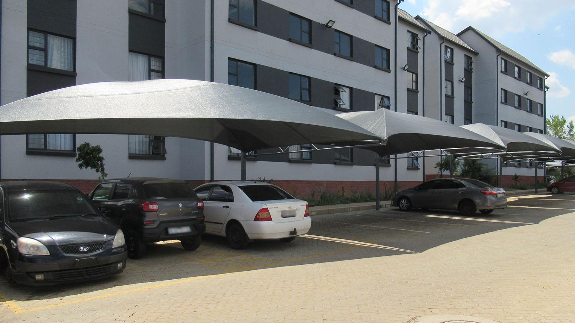 Front View of property in Jabulani