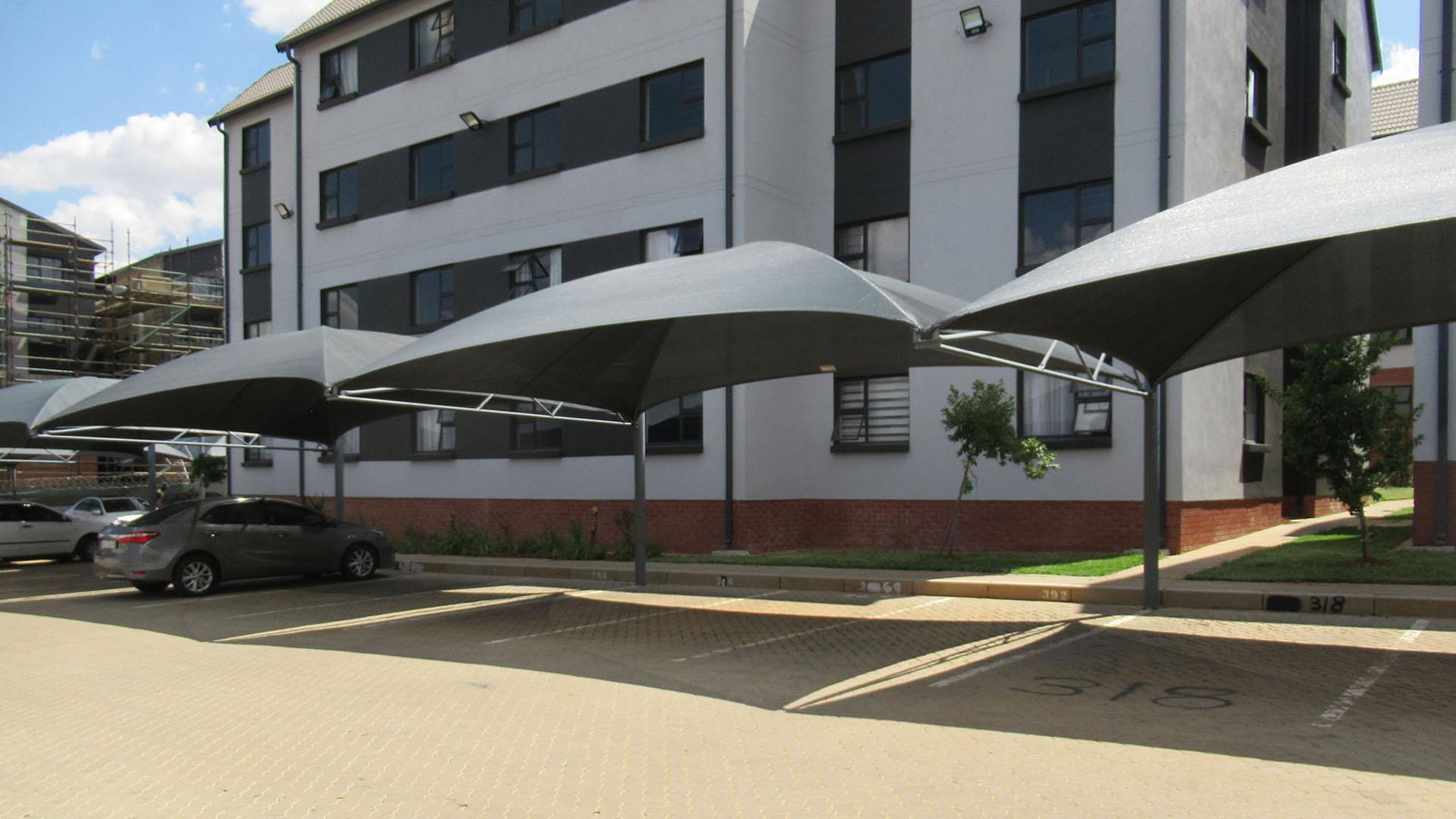 Front View of property in Jabulani