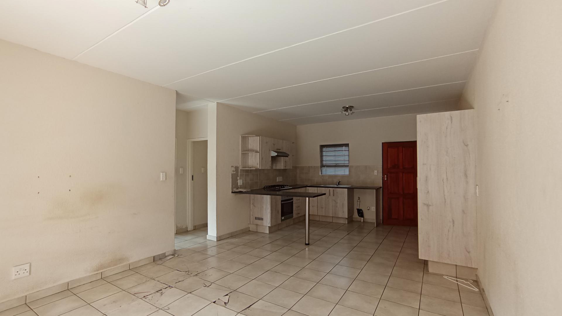 Lounges - 24 square meters of property in Union