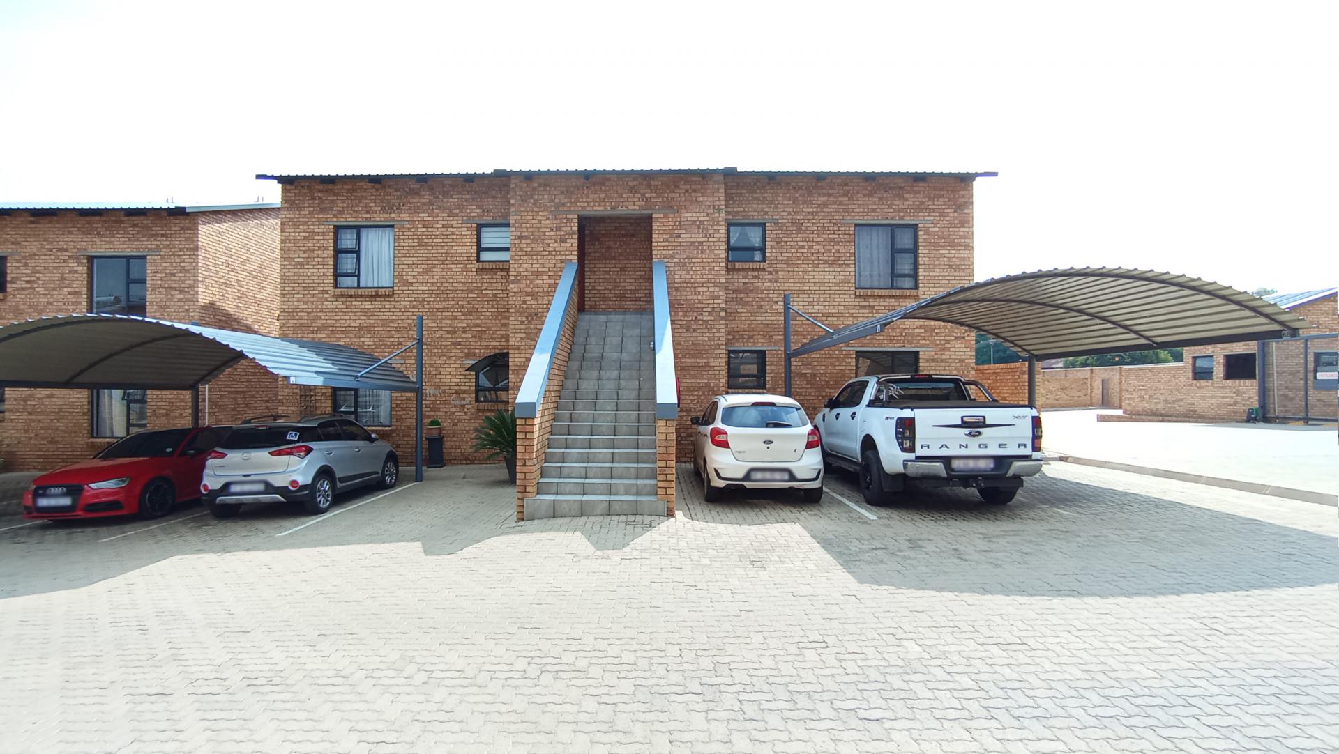 Front View of property in Union