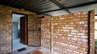  of property in Chantelle