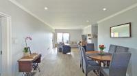 Dining Room - 20 square meters of property in Hayfields