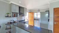 Kitchen - 11 square meters of property in Hayfields