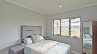 Bed Room 2 - 15 square meters of property in Hayfields