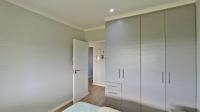 Bed Room 2 - 15 square meters of property in Hayfields