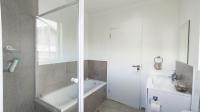 Main Bathroom - 8 square meters of property in Hayfields