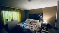 Bed Room 1 of property in Ebony Park