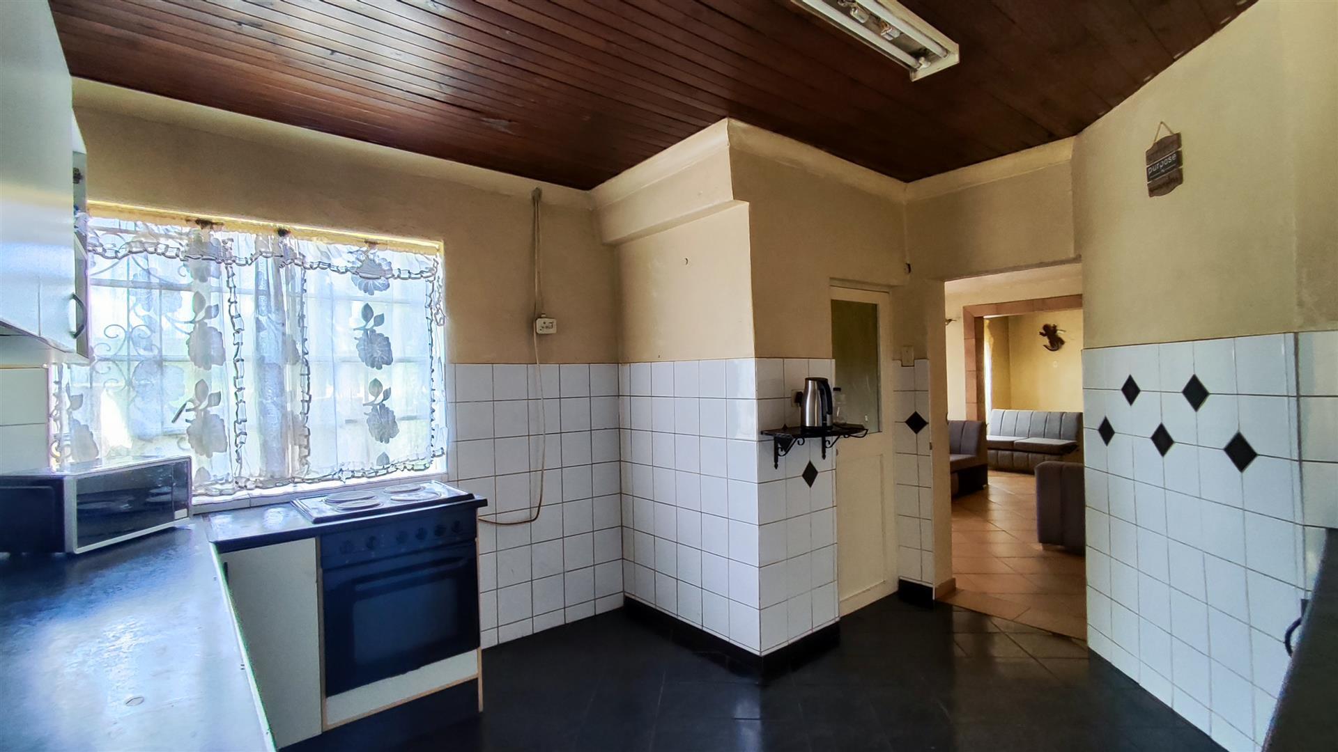 Kitchen - 18 square meters of property in Lilyvale AH