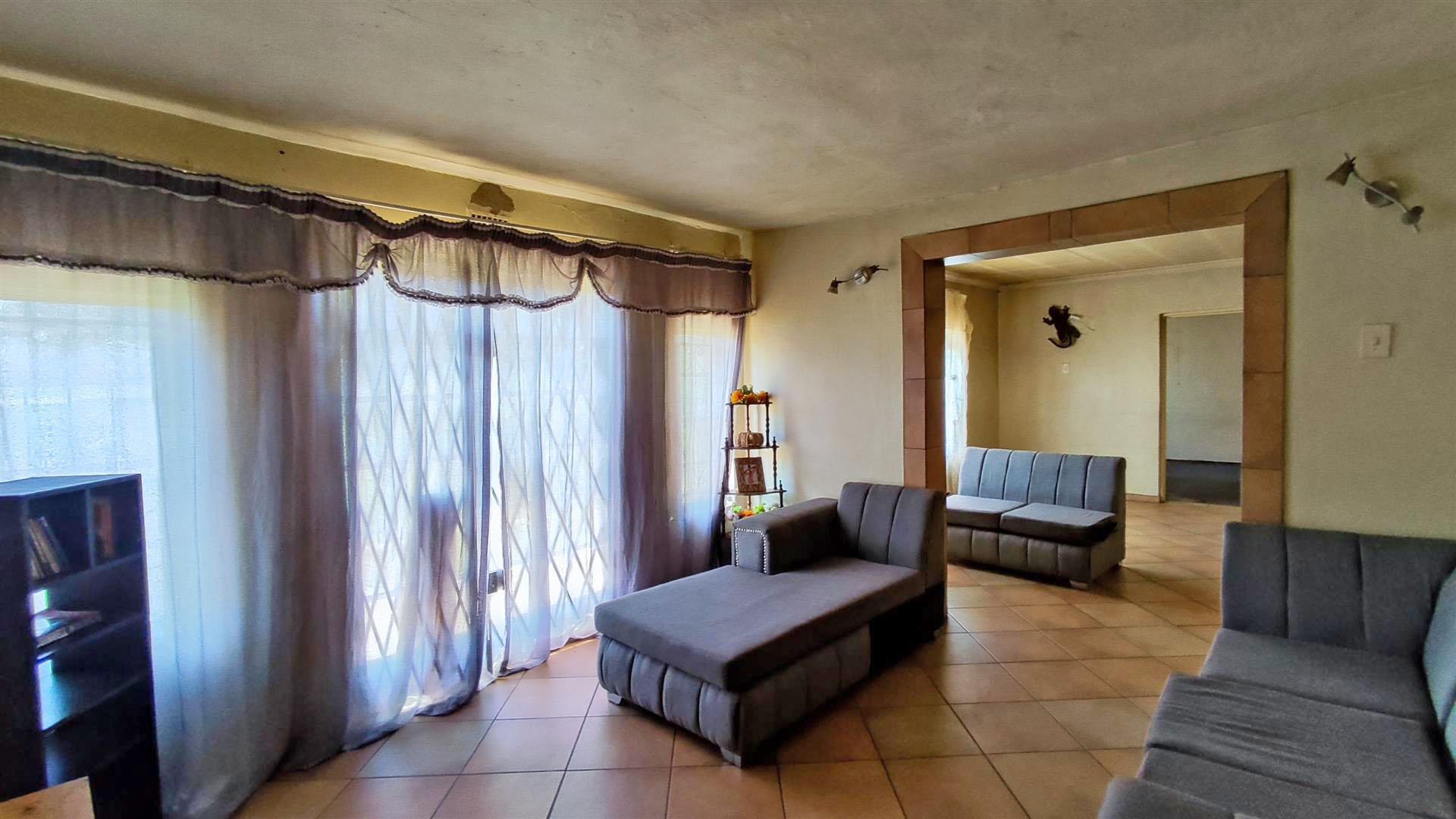 Dining Room - 18 square meters of property in Lilyvale AH