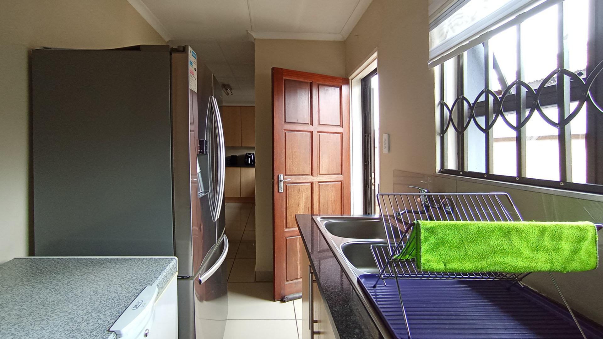 Scullery - 7 square meters of property in Eldorette