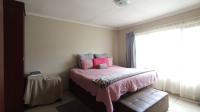 Main Bedroom - 21 square meters of property in Eldorette