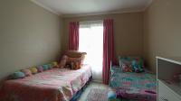 Bed Room 2 - 11 square meters of property in Eldorette