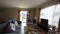 Lounges - 23 square meters of property in Eldorette