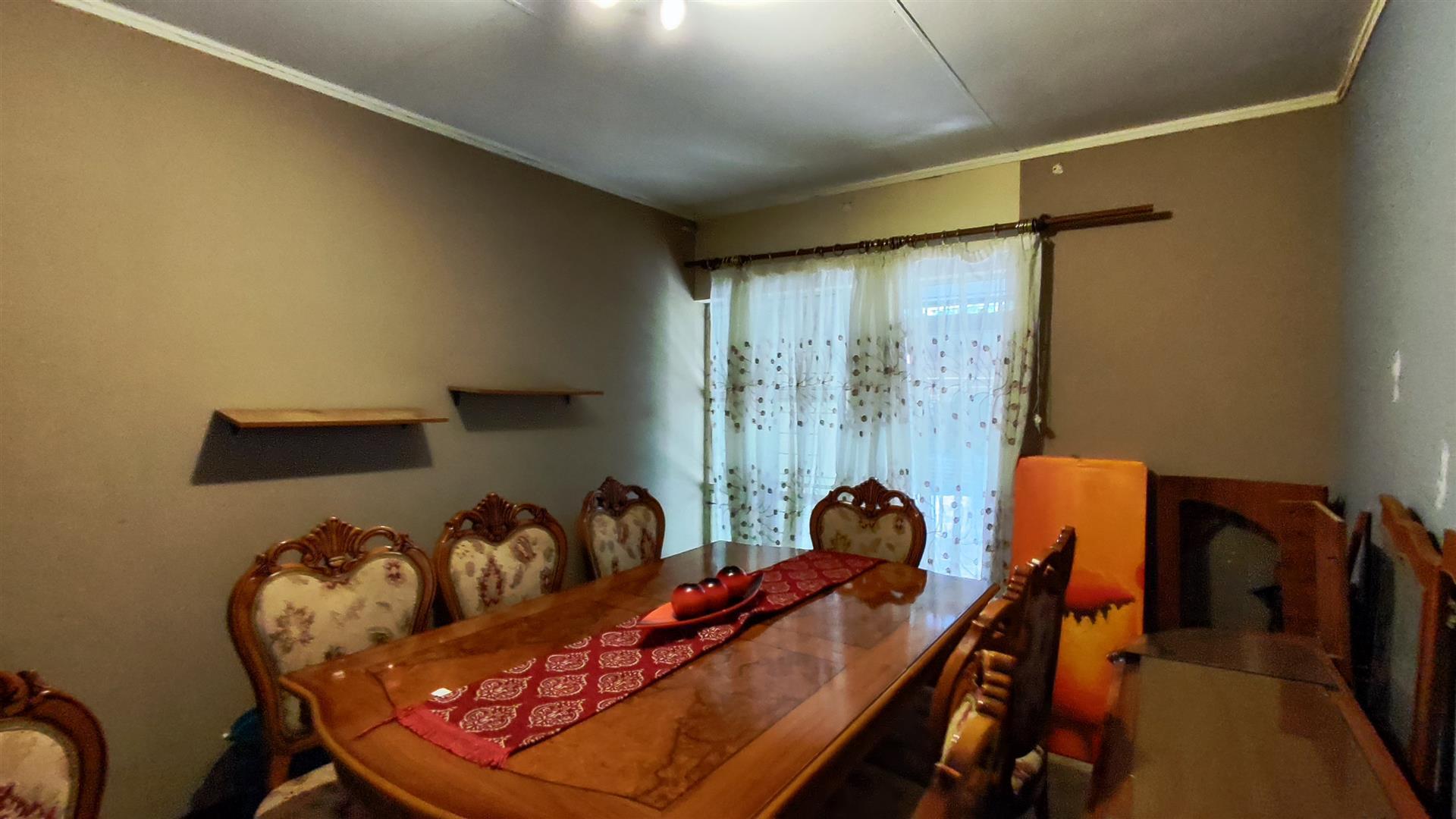 Dining Room - 14 square meters of property in Sasolburg