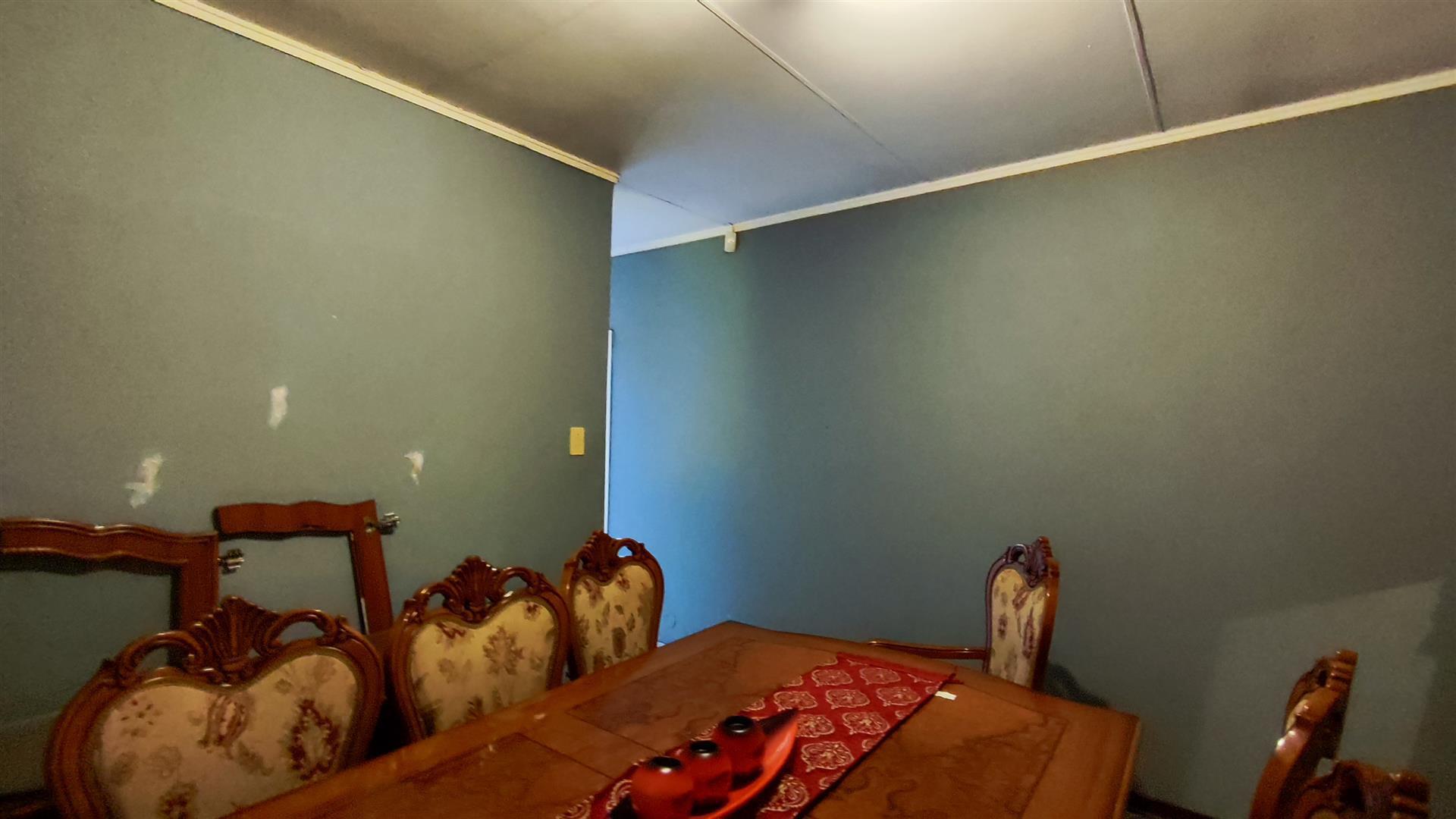 Dining Room - 14 square meters of property in Sasolburg