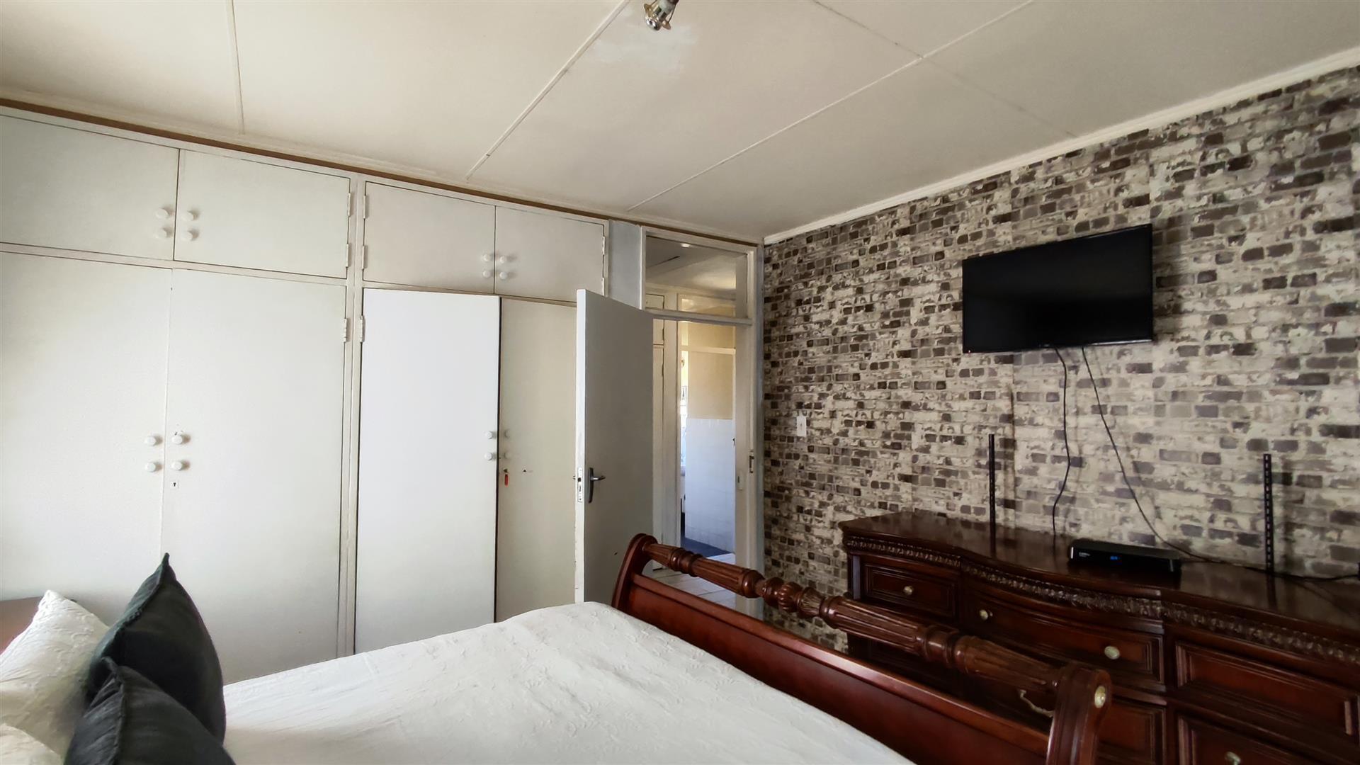 Bed Room 2 - 20 square meters of property in Sasolburg