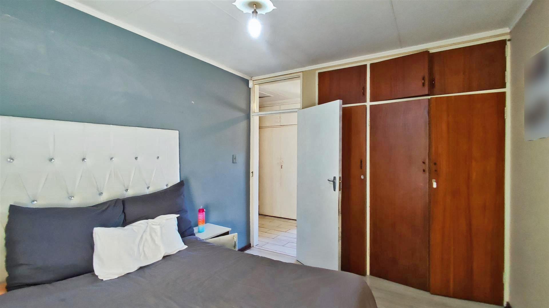 Bed Room 3 - 15 square meters of property in Sasolburg