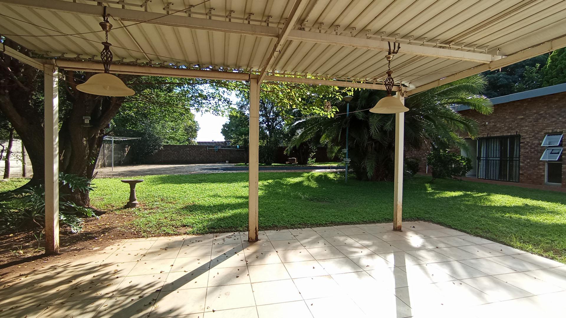 Patio - 23 square meters of property in Valhalla