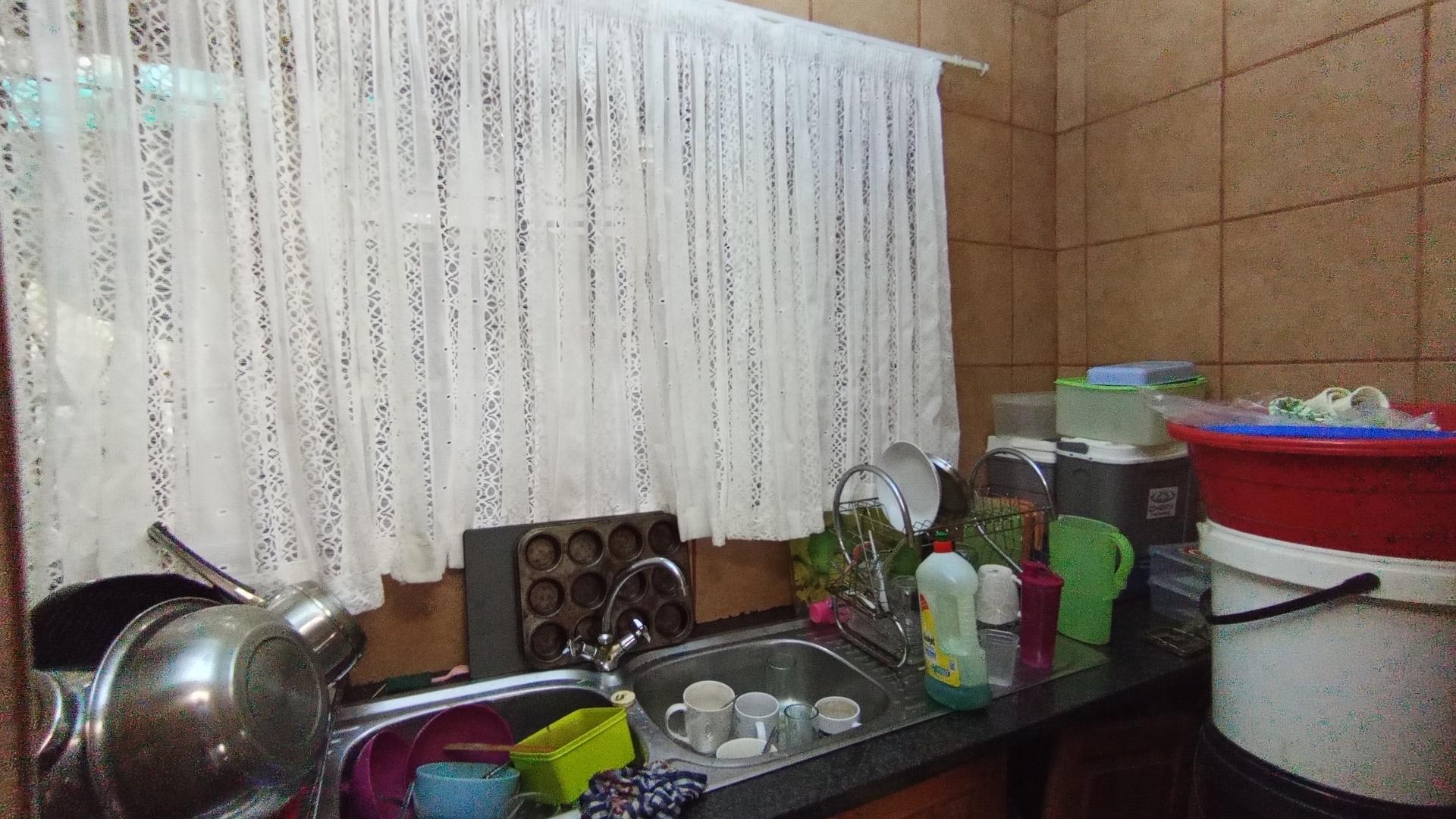 Kitchen - 32 square meters of property in Pelham