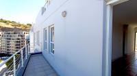 Balcony - 10 square meters of property in Tyger Falls