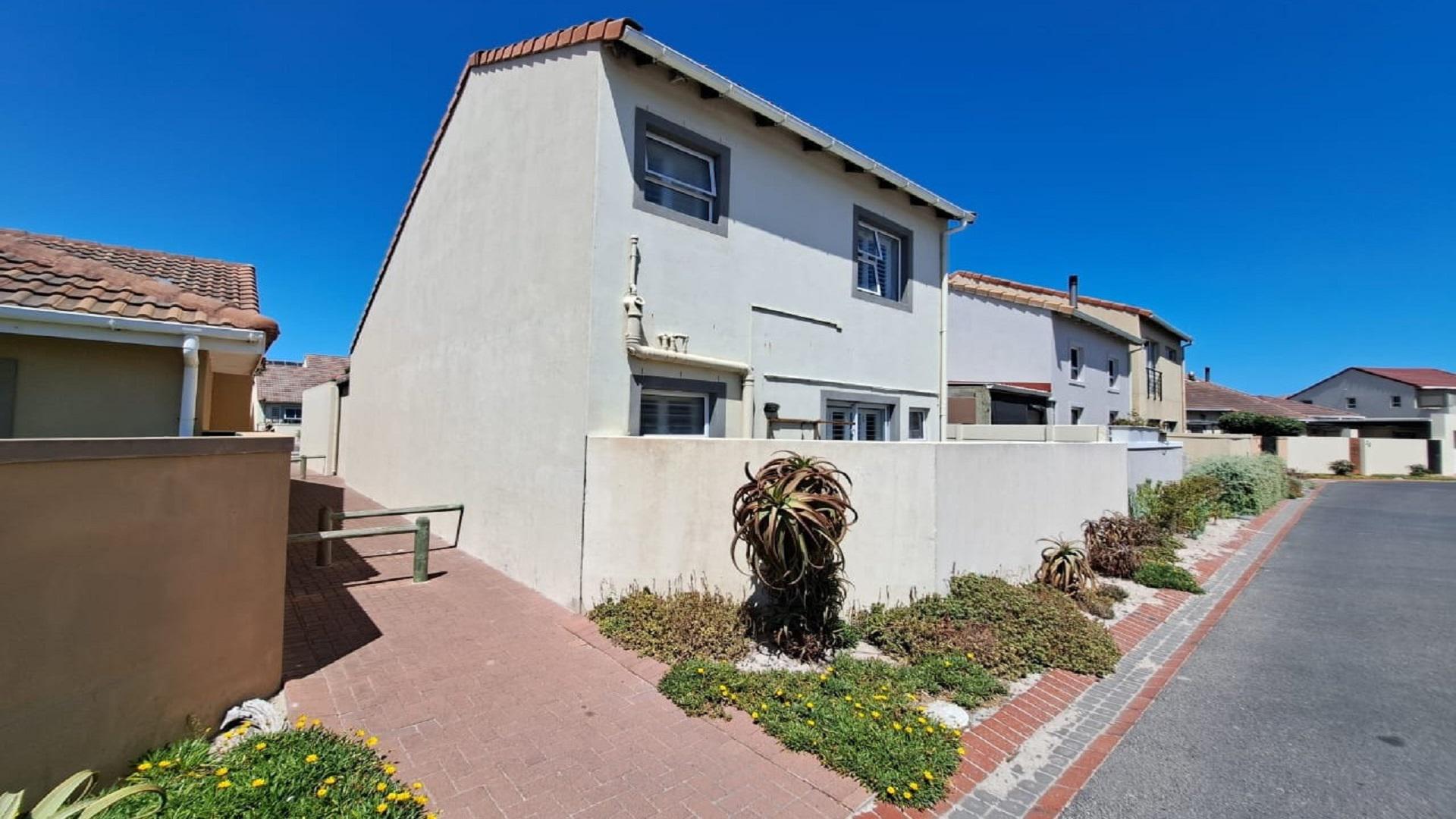 Backyard of property in Capricorn