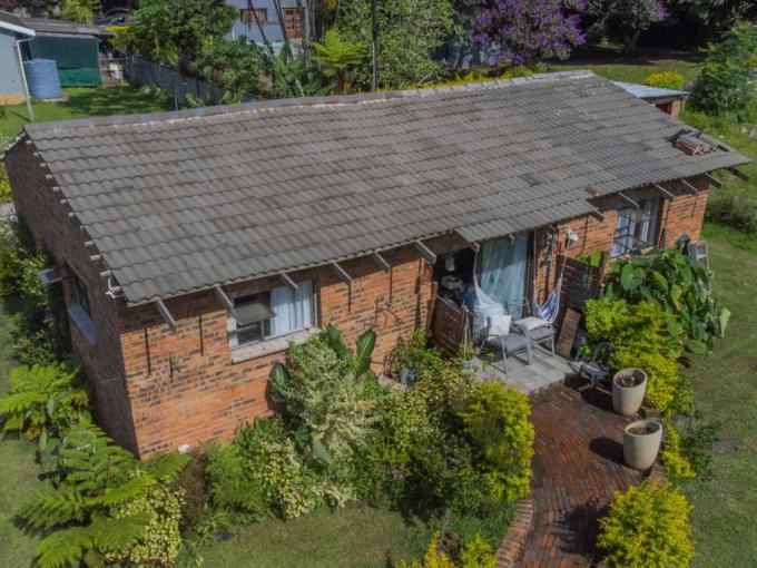 3 Bedroom House for Sale For Sale in Uvongo - MR670097