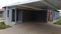 Carport  of property in Bloemdustria