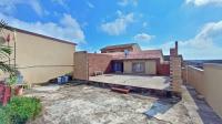 Front View of property in Caneside