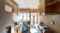 Kitchen - 18 square meters of property in Caneside