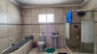 Main Bathroom - 13 square meters of property in Germiston
