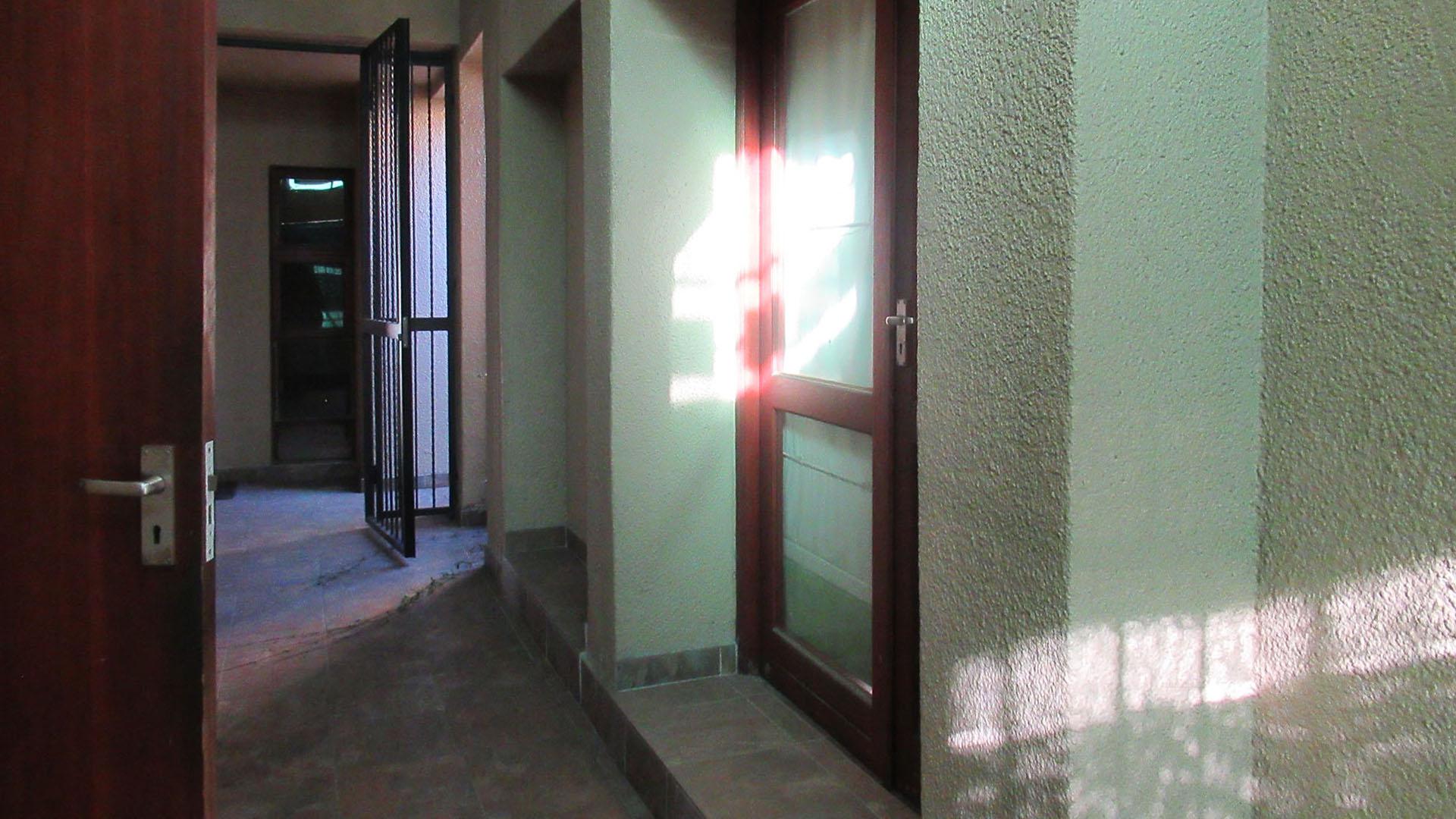 Patio - 49 square meters of property in Johannesburg North