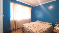 Bed Room 2 - 13 square meters of property in Parow Central