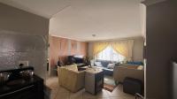 Lounges of property in Azaadville Gardens