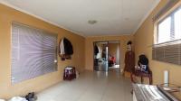 Lounges - 54 square meters of property in Azaadville Gardens
