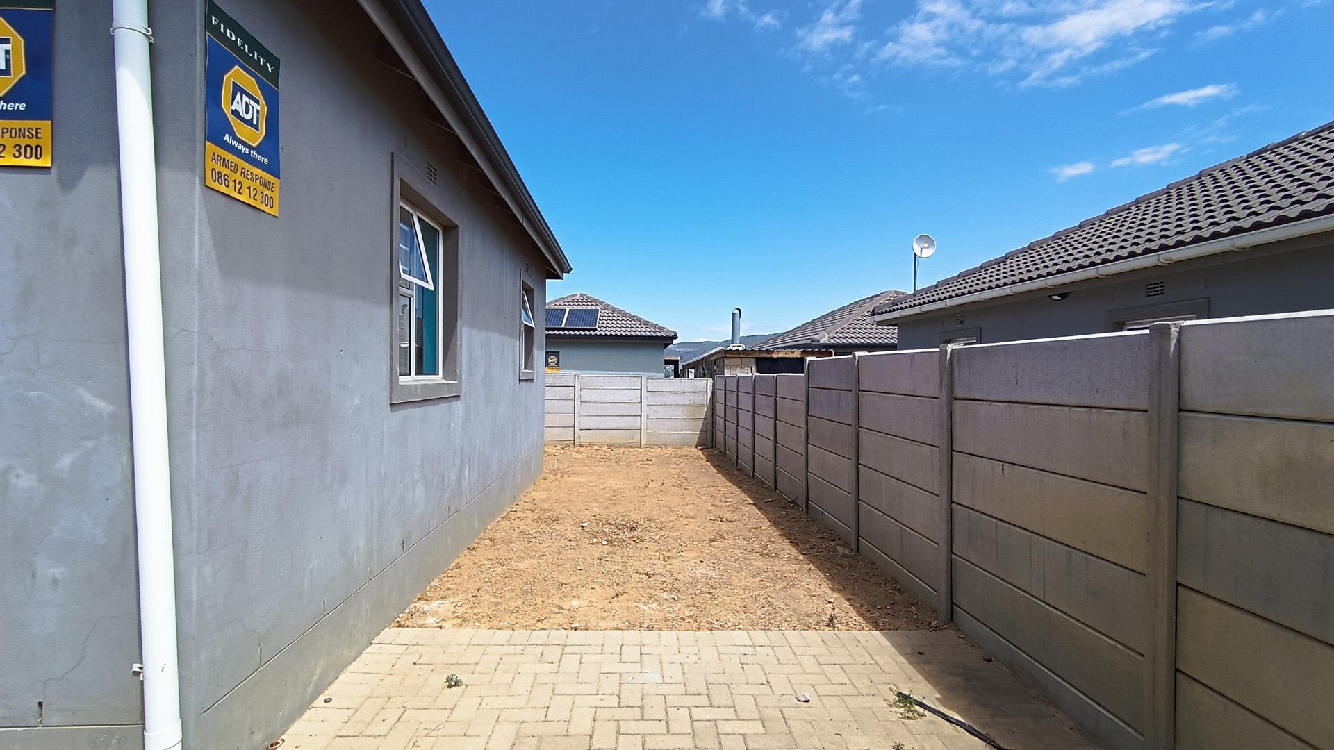 Spaces - 6 square meters of property in Paarl
