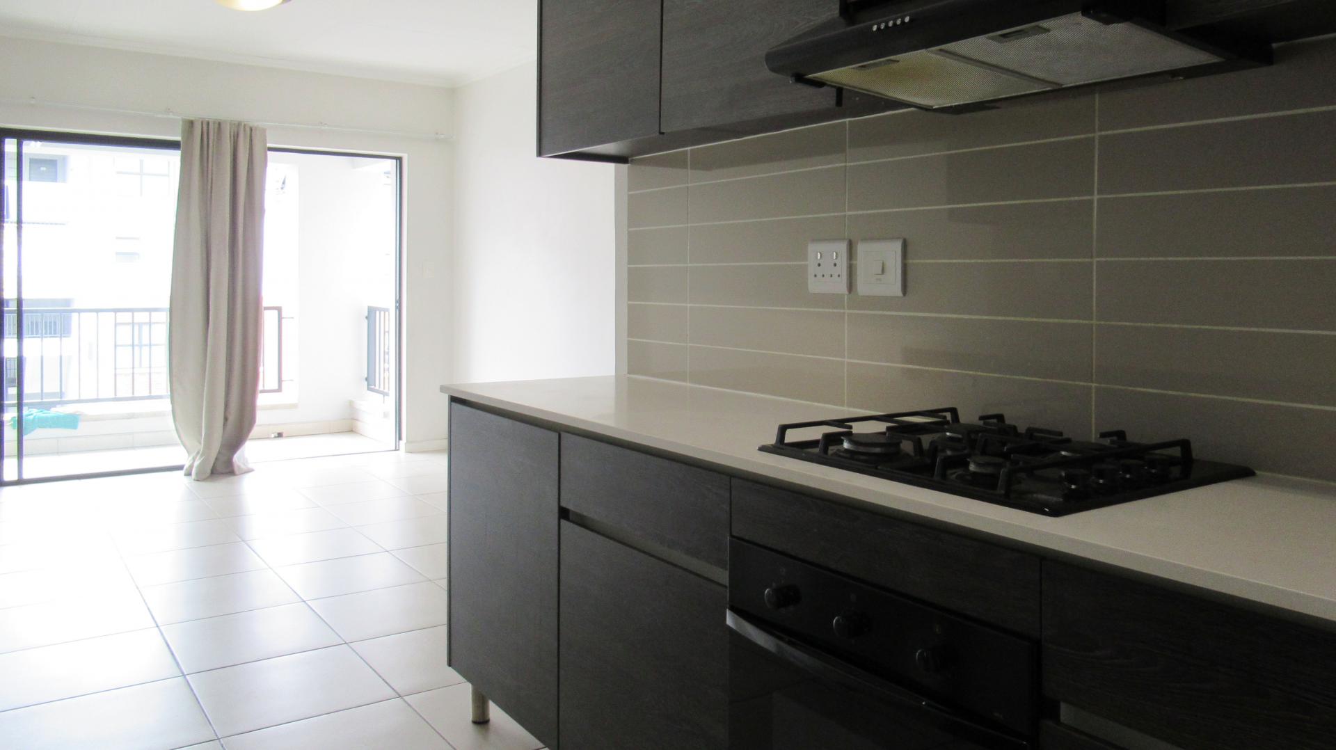 Kitchen - 8 square meters of property in Olivedale